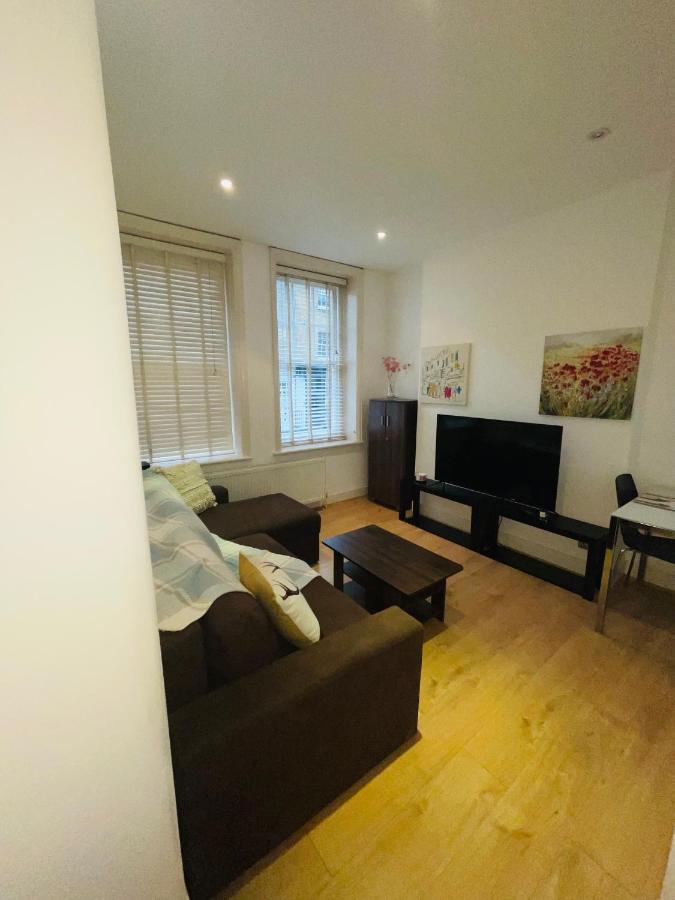 Amazing 2 Bedroom Apartment London Exteriör bild